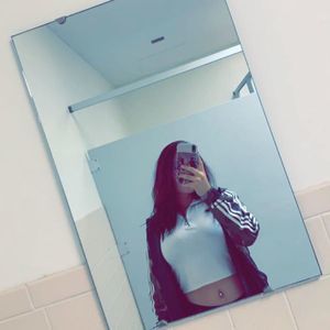 Meet your Posher, Harley